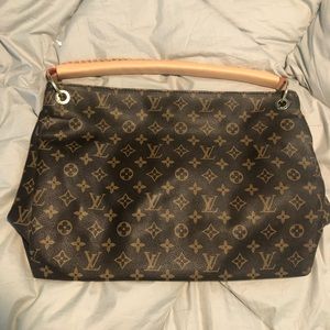 Boutique shoulder bag